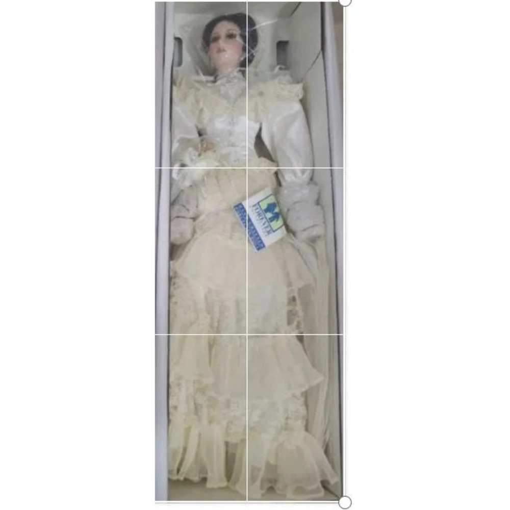 Vintage Treasures Forever Collection By William Tung Porcelain Leslie Bride Doll